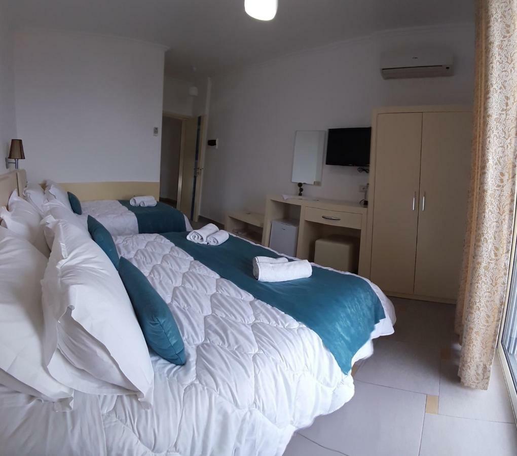 Aler Holiday Inn Sarande Exterior photo